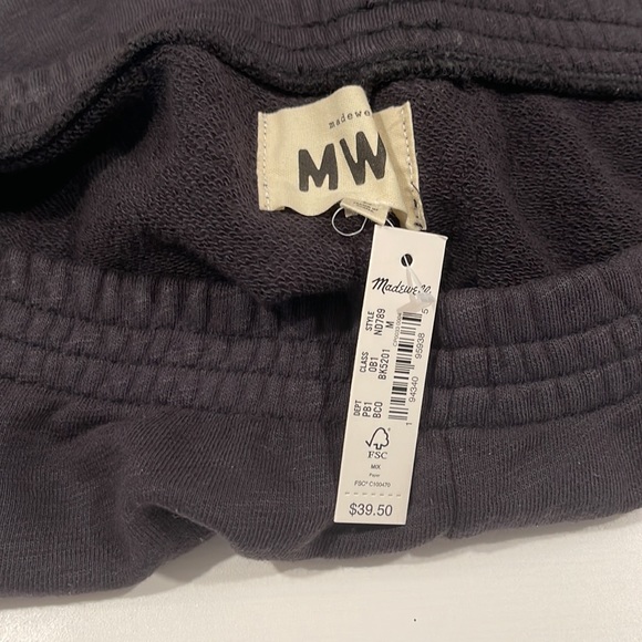 Madewell Sweatshorts - Picture 3 of 5
